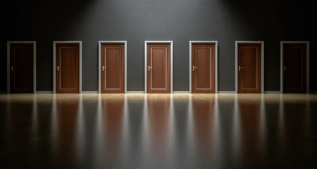 Comparatif des solutions d'aménagement pour un intérieur harmonieux